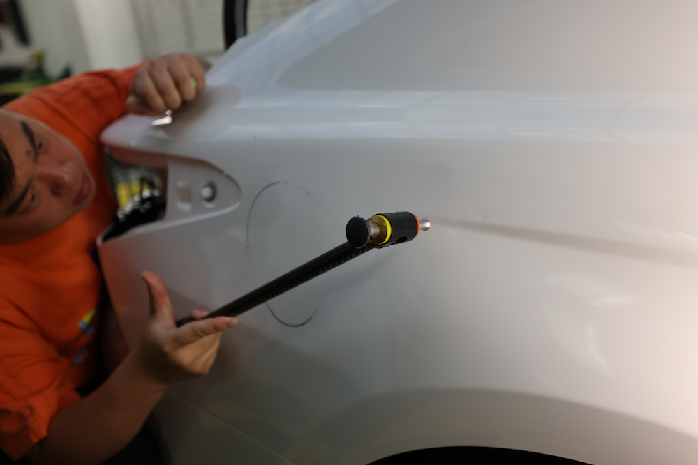 Professional Mobile Paintless Dent Repair with First Class Automotive Recon